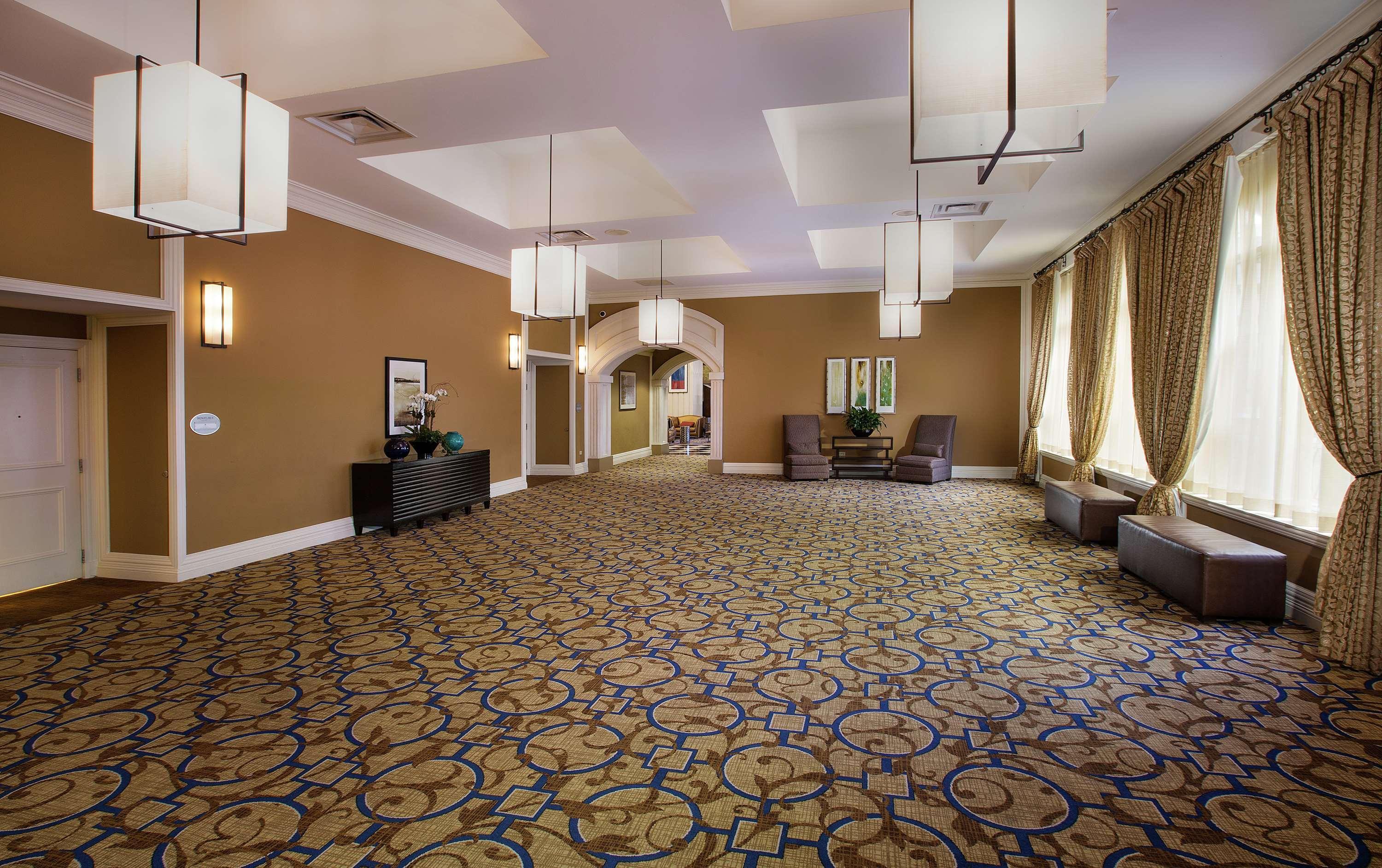 Hotel Doubletree By Hilton Chicago O'hare Airport-rosemont 4*